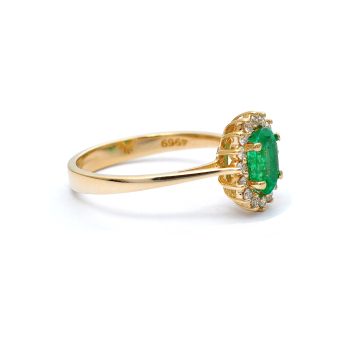 Yellow gold ring with diamonds 0.18 ct and emerald 0.79 ct